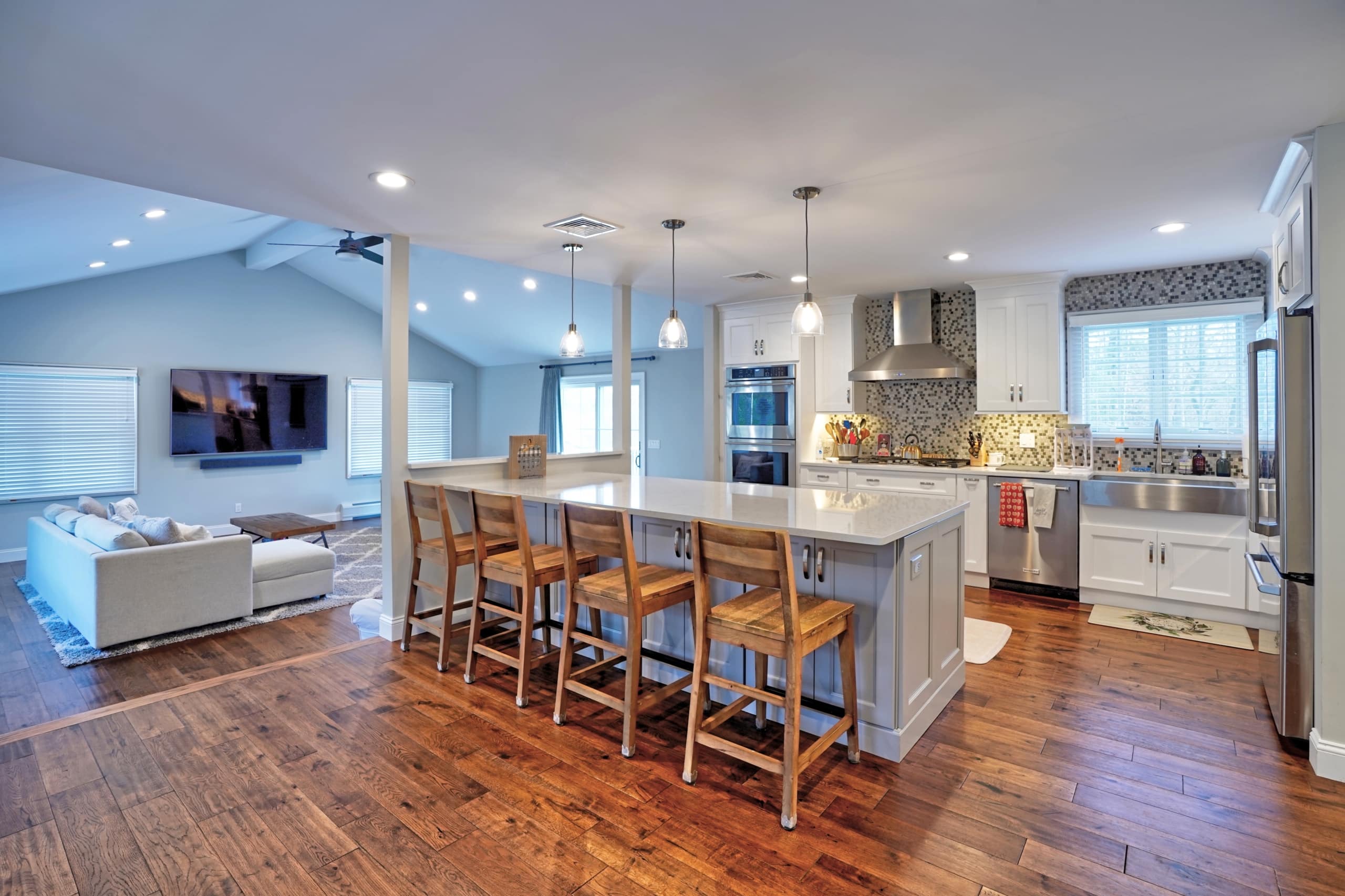 A traditional kitchen in New City, New York, renovated by Loughlin & Son Construction